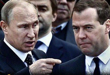 Сергей Кленин: Две гвоздики возложи к памятнику И.В. Сталина