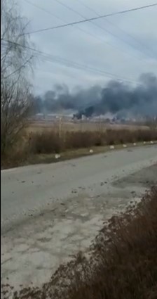 Началась операция по деблокированию наших десантников на военном аэродроме Гостомеля