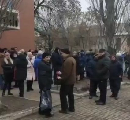 Люди просто хотят спокойной жизни после восьми лет под нациками